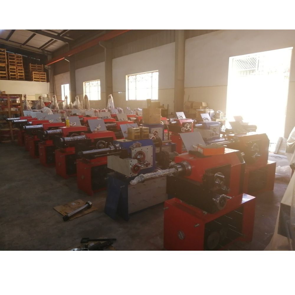 Máy tiện tam bua đĩa thắng xe tải bus BL1-H 5 Máy tiện tam bua đĩa thắng xe tải bus BL1-H - Ảnh 5